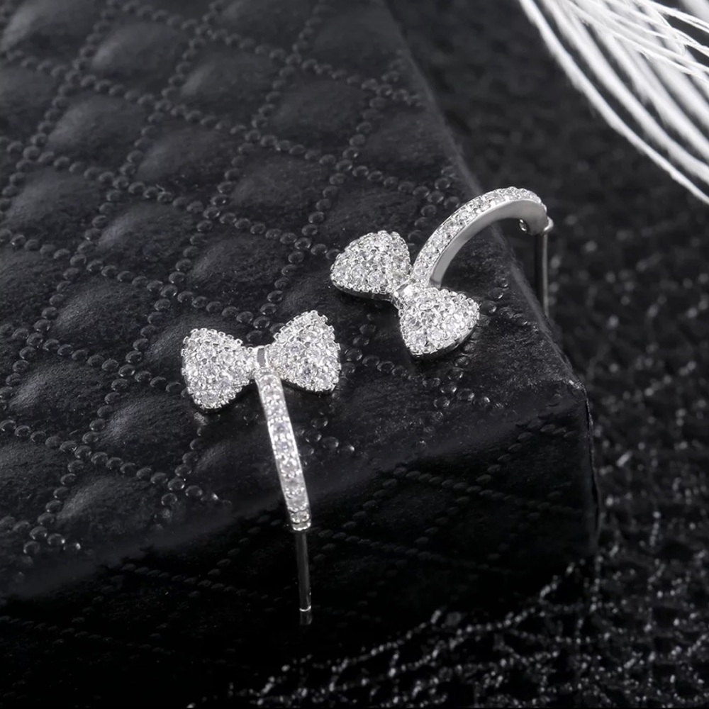 ✨Stunning Bow Drops✨ - Picture 3 of 7